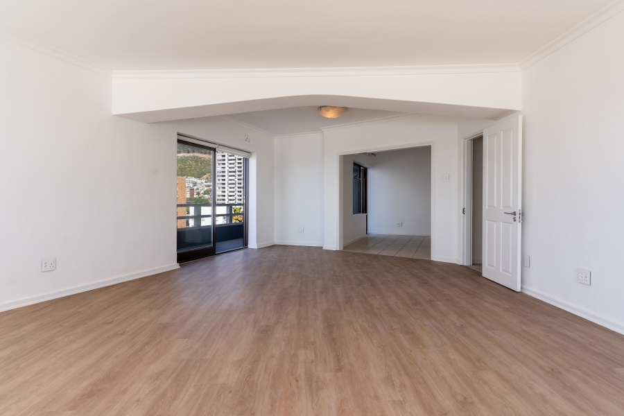 3 Bedroom Property for Sale in Sea Point Western Cape